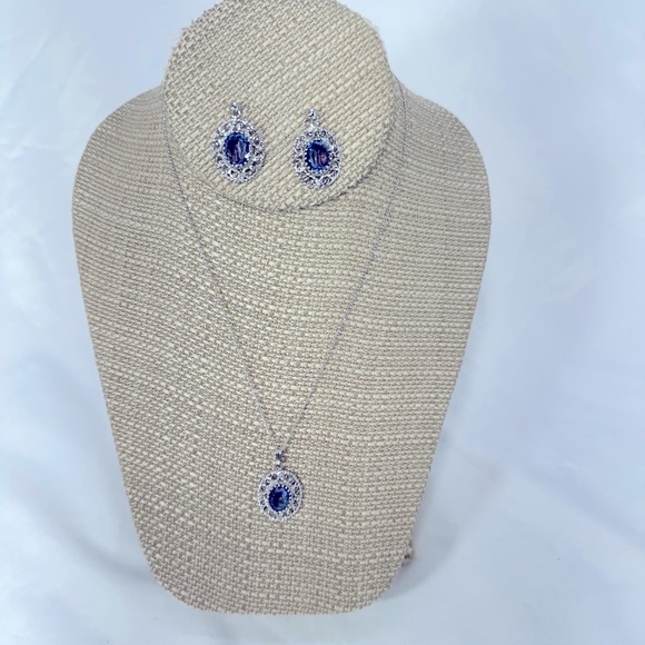 VTG sterling and amethyst set - Picture 2 of 10